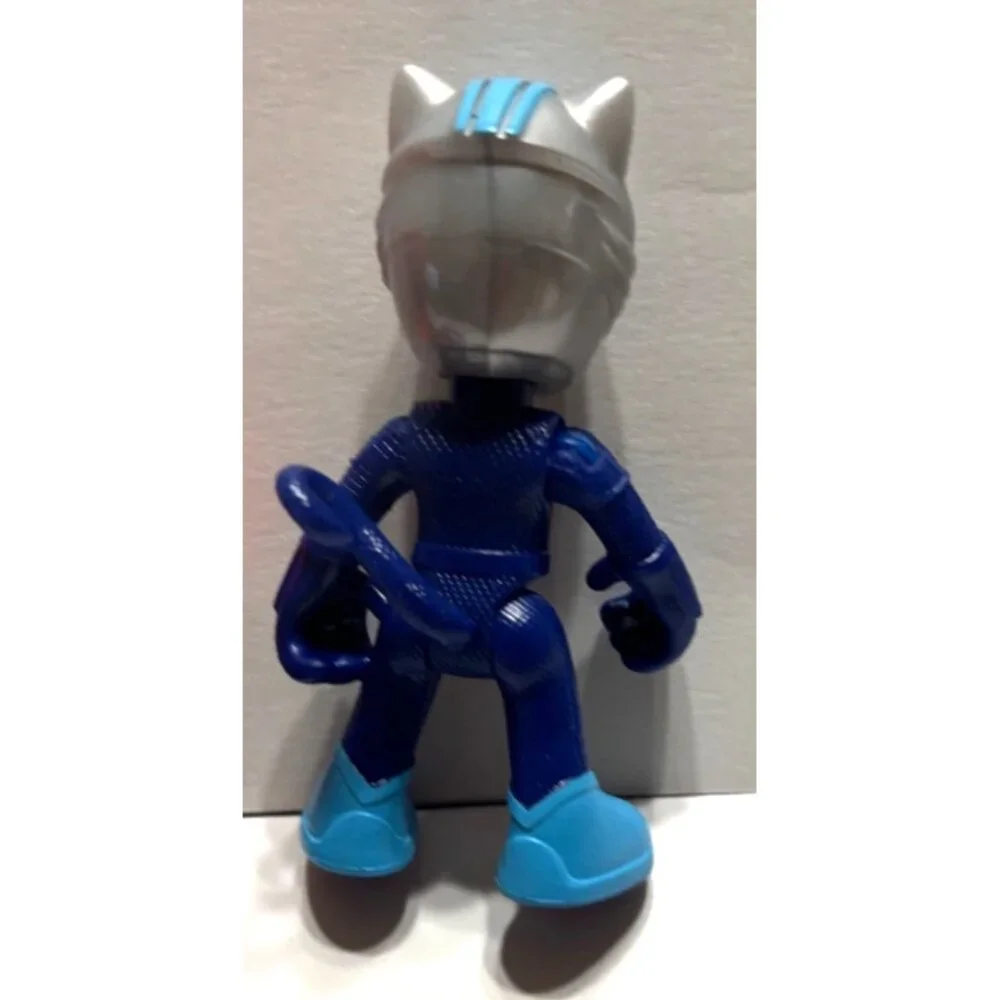 Lot of 4 PJ Masks Mini Action Figures (1) Blue Catboy & (3)‎ Red Owlettes